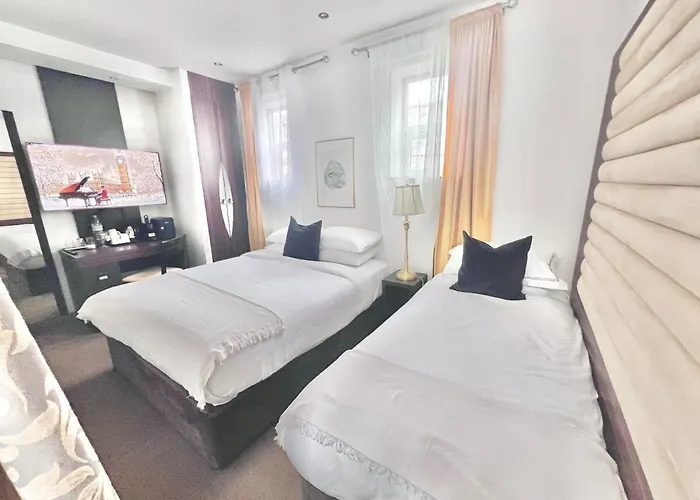 En-Suite Family Room Central London